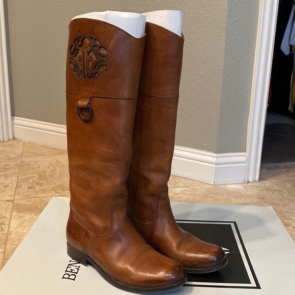 Frye Shoes - Frye brown leather riding boots